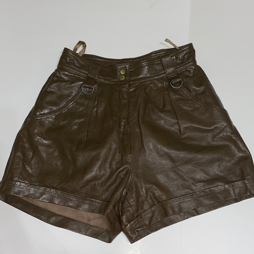 Vintage Giorgio Mobiani brown leather pleated cuffed shorts